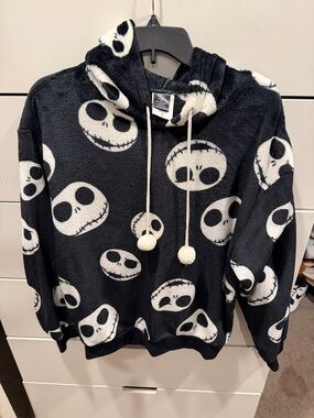 Disney nightmare before Christmas Black & White Skull Pattern Hooded Sweater